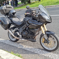 Triumph tiger full optional