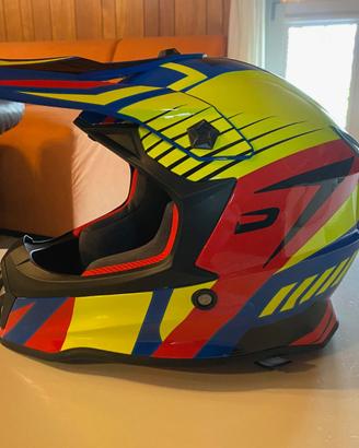Casco minicross