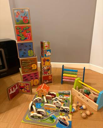 Giochi in legno e cartone prima infanzia
