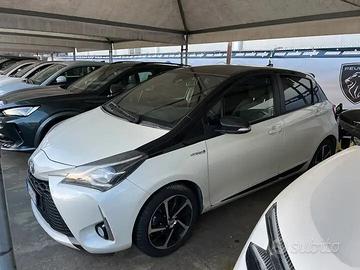 Toyota Yaris III 2017 5p 1.5h Trend Blue Edition m