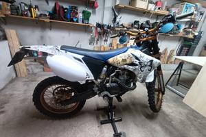 Yamaha WR 400