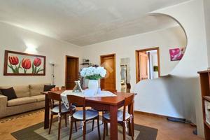 MULTILOCALE A GALATONE