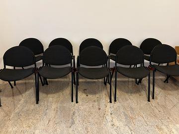 3 Scrivanie+10 sedie imbottite pagate 3000 euro