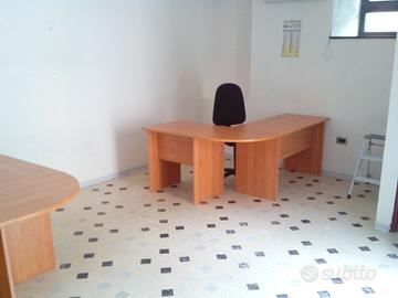 Pronto all'uso, UFFICIO, STUDIO, NEGOZIO