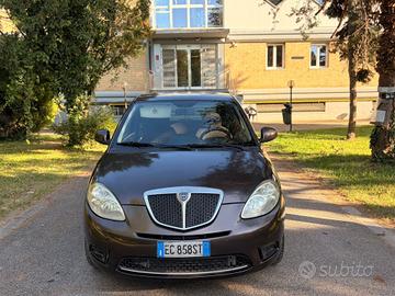 Lancia Ypsilon 1.2 Platino