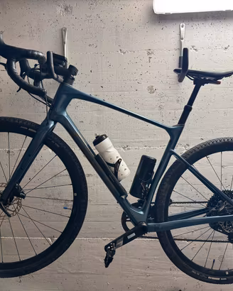 Gravel Giant Revolt advance 1 - carbonio