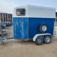 van trasporto cavalli usato come nuovo