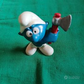 Puffo con accetta (orecchio ha piccolo puntino bia