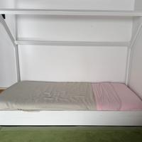 Lettino casetta Montessori con materasso e topper