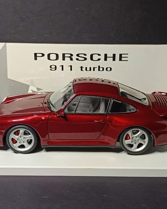 Porsche 911 (993) Turbo scala 1:18