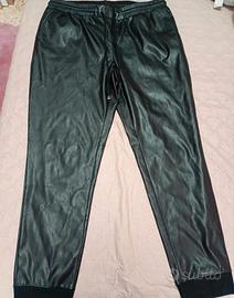 pantaloni elasticizzati da donna in finta pelle 