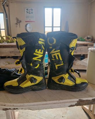 stivali da motocross misura 39