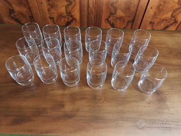 18 bicchieri made in Duralex France