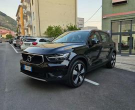 VOLVO XC40 D3 Geartronic Momentum