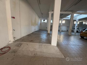 Mestre centro posti auto coperti in garage