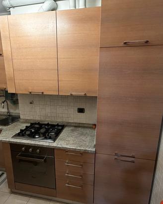 Cucina lineare 3 metri – Pronta all’uso!