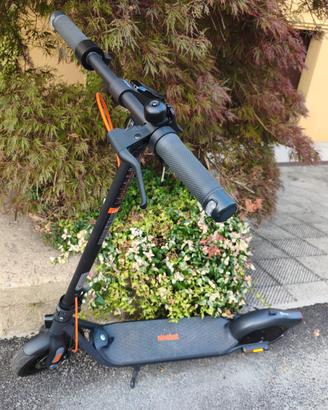 Monopattino Segway ninebot F2 Plus