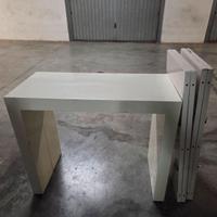 Tavolo salvaspazio / allungabile fino a 220 cm