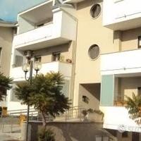 Attico + box auto - via petruccelli della gattina