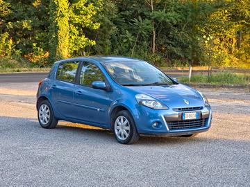Renault Clio 1.2 16V 5 porte Luxe CV-75 E4 Manuale