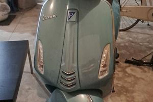 Vespa primavera 125 anniversario 70 anni