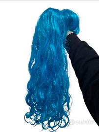 Parrucca capelli azzurri/blu ondulati