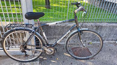 Bianchi Modello Spillo con telaio in alluminio