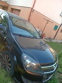 Opel Astra 1.7 cdti 110cv