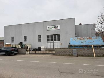 Immobile di 1630 m² a Formigine