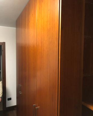 armadio piu’ libreria e letto doppio con testata