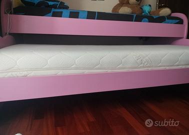 Letto doppio estraibile con materassi