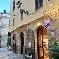 Alghero centro storico su 2 livelli con terrazza