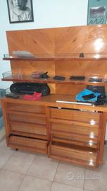 Cassettiera  con mensole