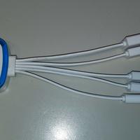 🔌 Cavo Multi-porta 4 in 1 – USB