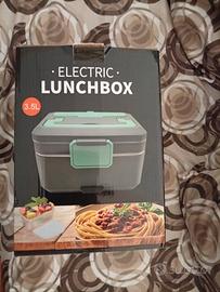 Portapranzo lunchbox nuovo mai usato. 