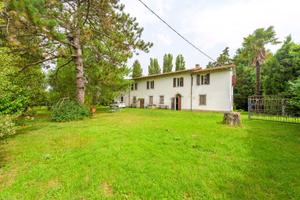 Villa Indipendente con possbilità di bifamigliare