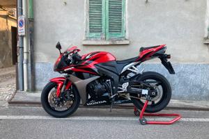 Honda cbr 600 rr