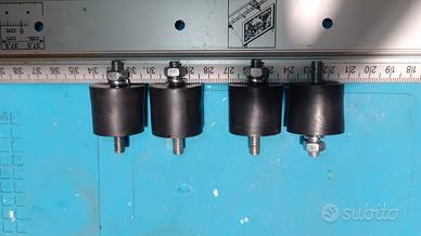piedini antivibranti per compressore