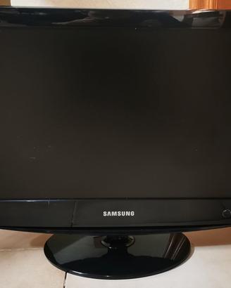 Samsung SyncMaster 2032MW 20" 1080p HD LCD TV
