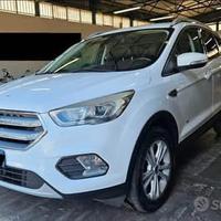 Ford Kuga 2017 , 2.0 , 4x4 , automatica