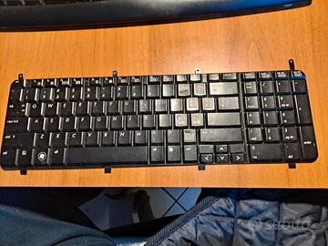 TASIERA PER HP PAVILION 19“  MOD. 9J.NOL82.H01
