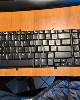 TASIERA PER HP PAVILION 19“  MOD. 9J.NOL82.H01