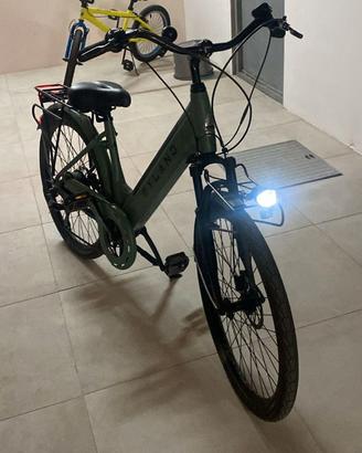 Bici pedalata assistita come nuova