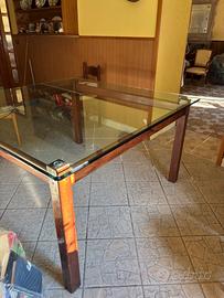Tavolo in legno e vetro