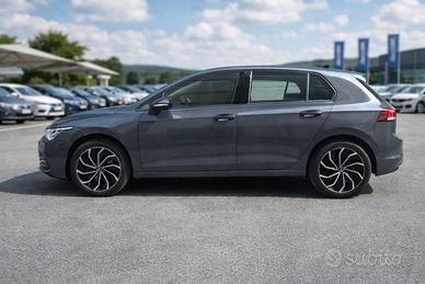 VW golf 1.0 tsi life
