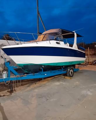 Semicabinato plastmare