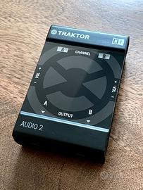 Native Instruments AUDIO 2 DJ Mk1