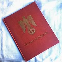 Volume fotografico Cancelleria di Hitler