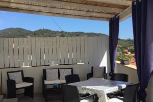 Appartamento con ampia terrazza all'isola d'Elba