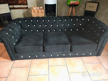 divano Chesterfield 